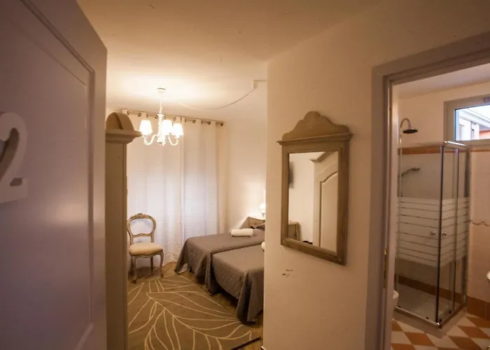 Garden Guest house 3*