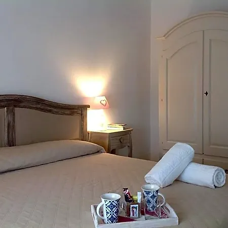 Pensión Garden 3*